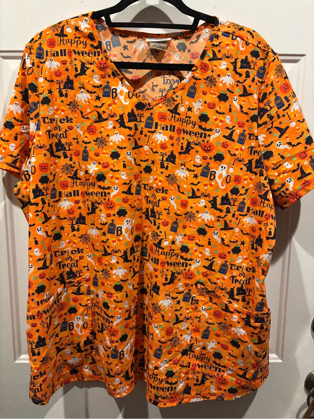 Scrub Star Orange Halloween scrub top with Ghosts & Pumpkins size 2XL